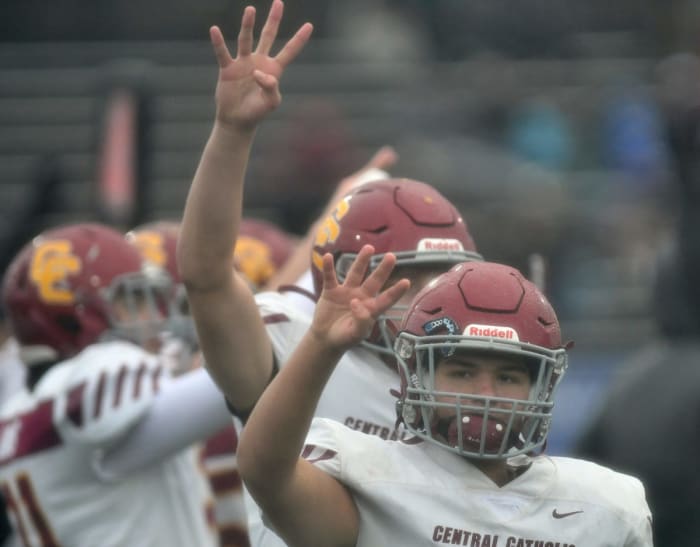 Central-Catholic.Tualatin.6A-football-final.Taylor-Balkom.55